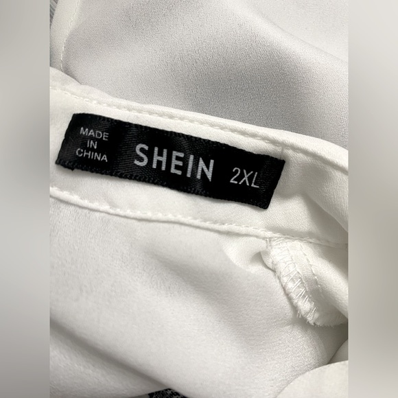 EUC Shein houndstooth blouse, size 2XL (not American size 2XL) - Picture 4 of 5